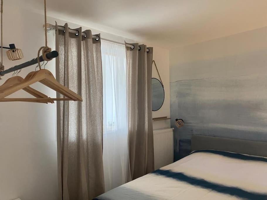 Appartement Cosy Le Saint Gildas, A Proximite Immediate Centre Ville, Place De Stationnement, Netflix 瓦讷 外观 照片